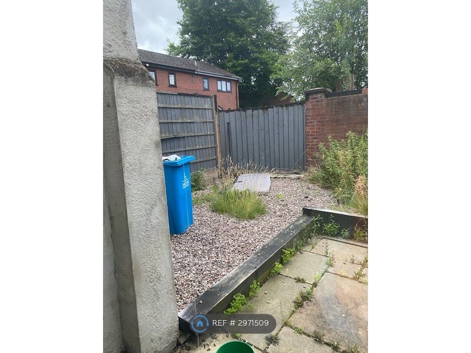 Property photo 2 of 19 Garden