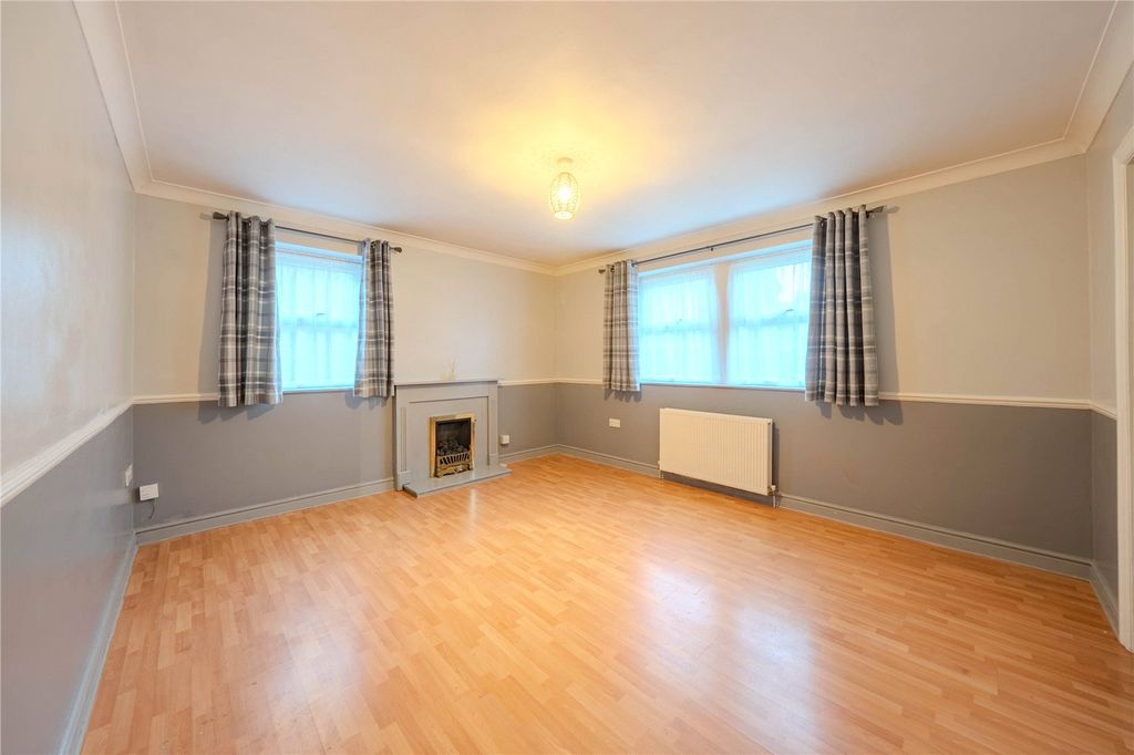 Property photo 3 of 13 Picture No. 13