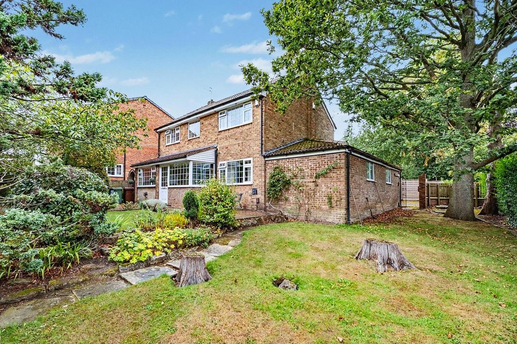 Property photo 1 of 24 Picture No. 32