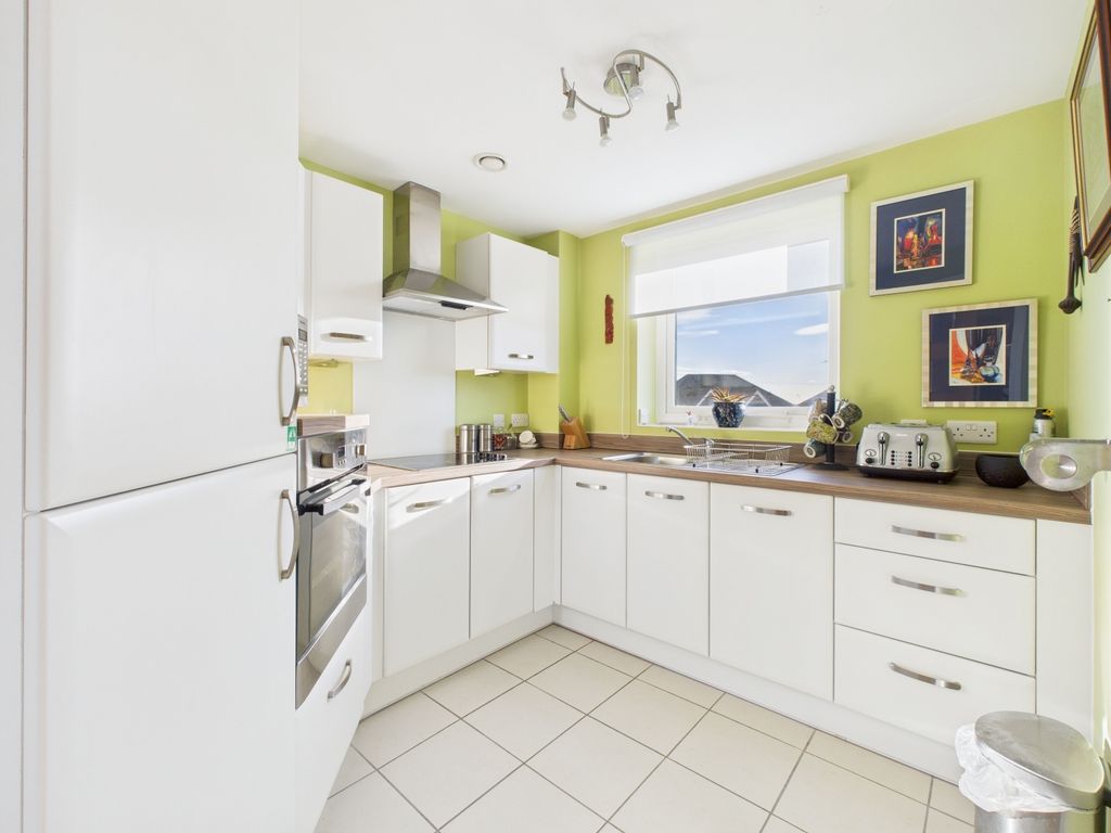 Property photo 3 of 13 Cam04922G0-Pr0072-Still002