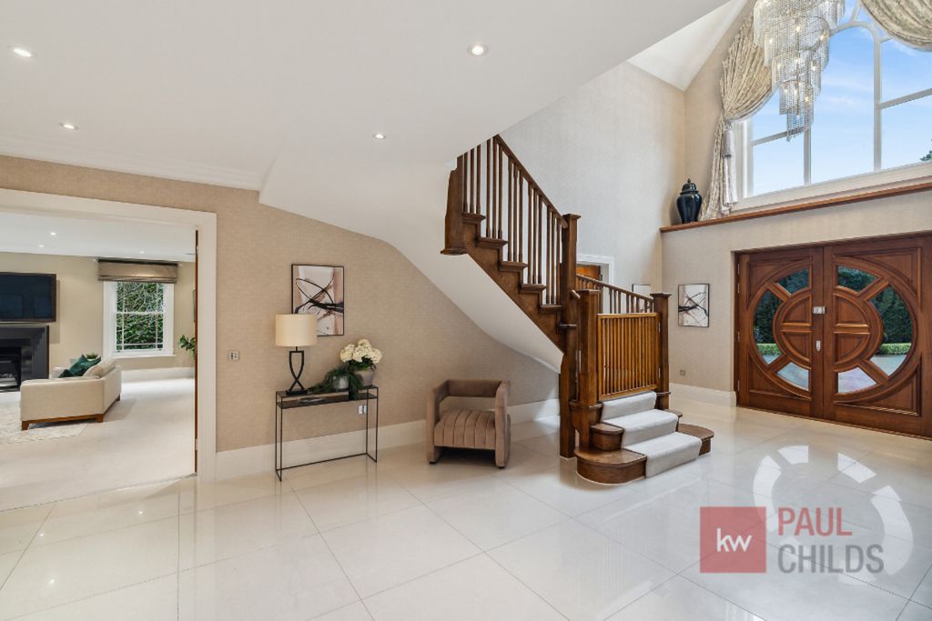 Property photo 3 of 37