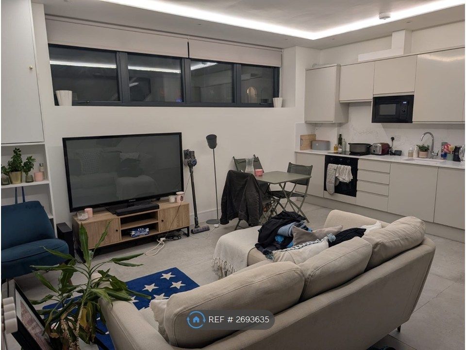 Property photo 3 of 8