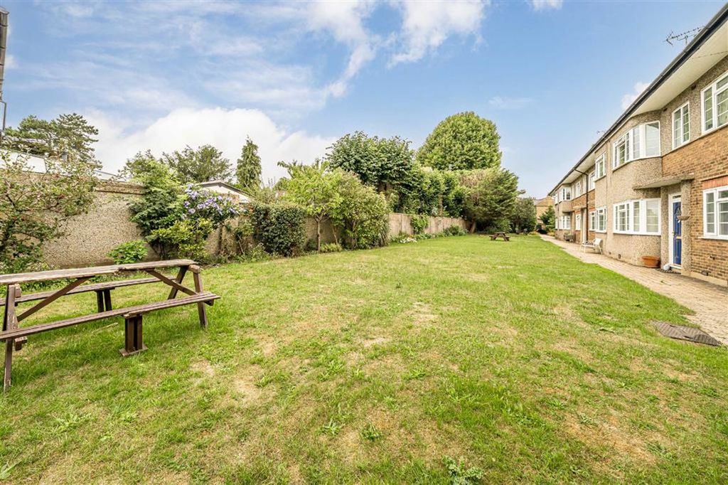 Property photo 1 of 5
