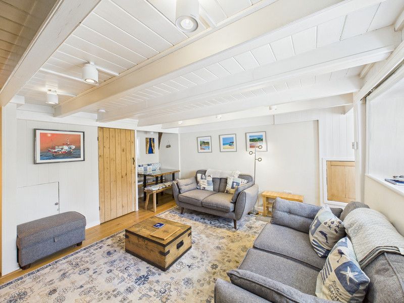 Property photo 3 of 22