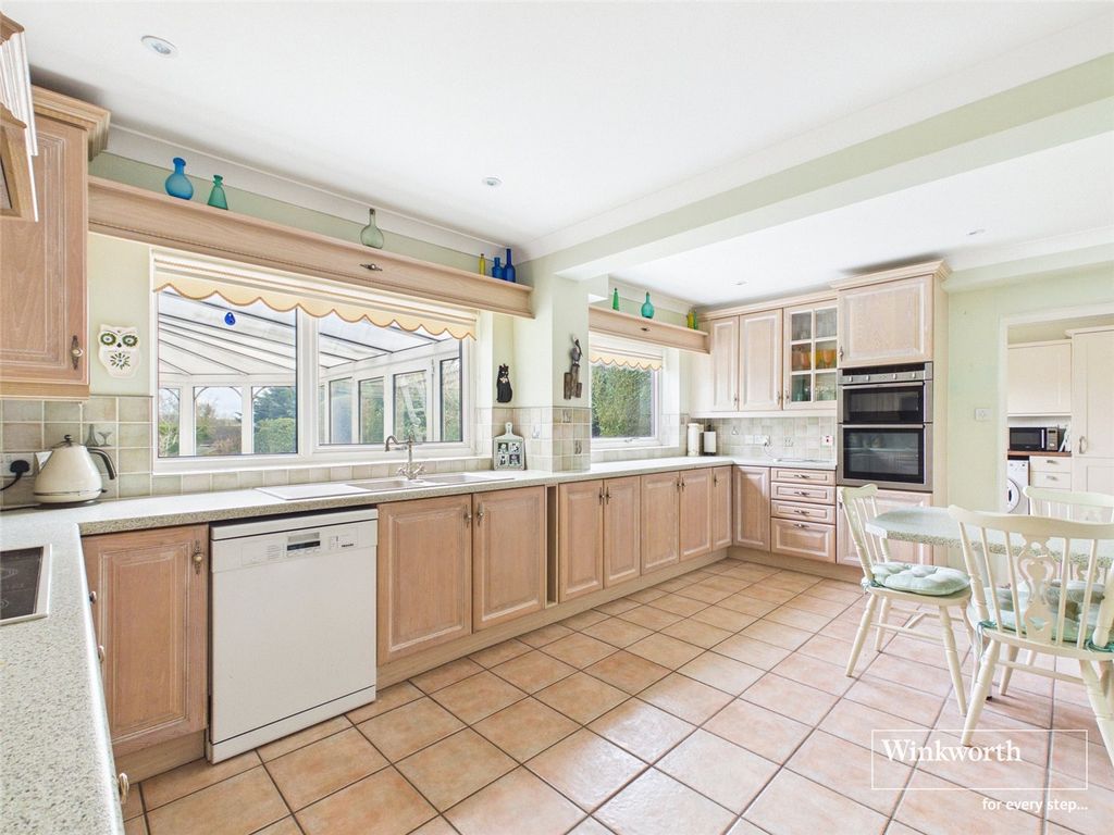 Property photo 2 of 21 Picture No. 09