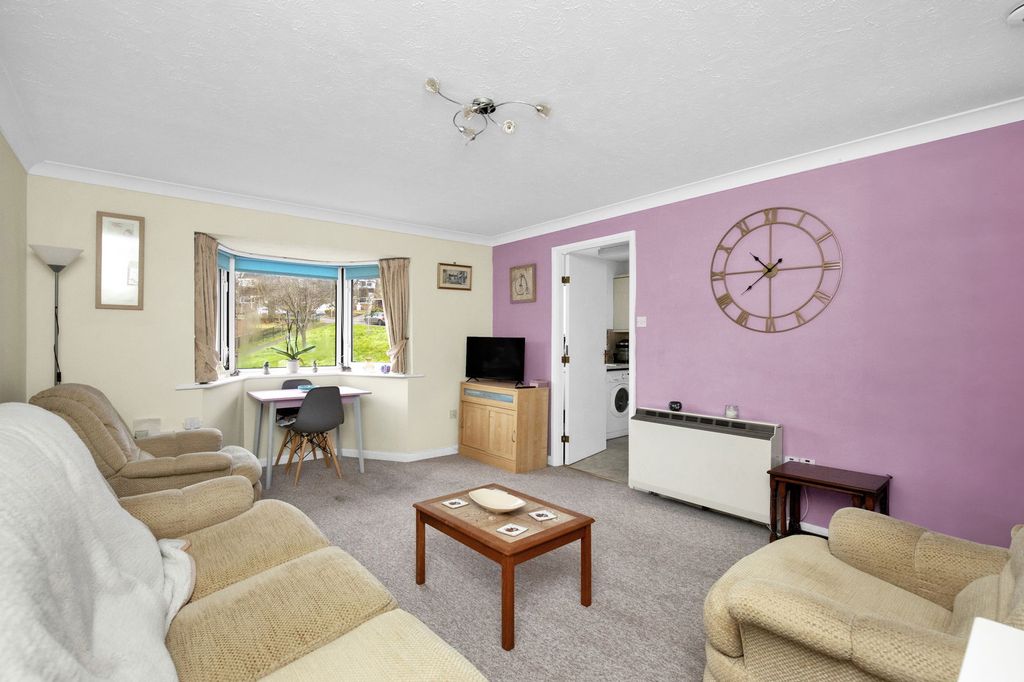 Property photo 3 of 16