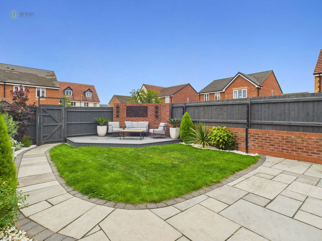 Property photo 2 of 21