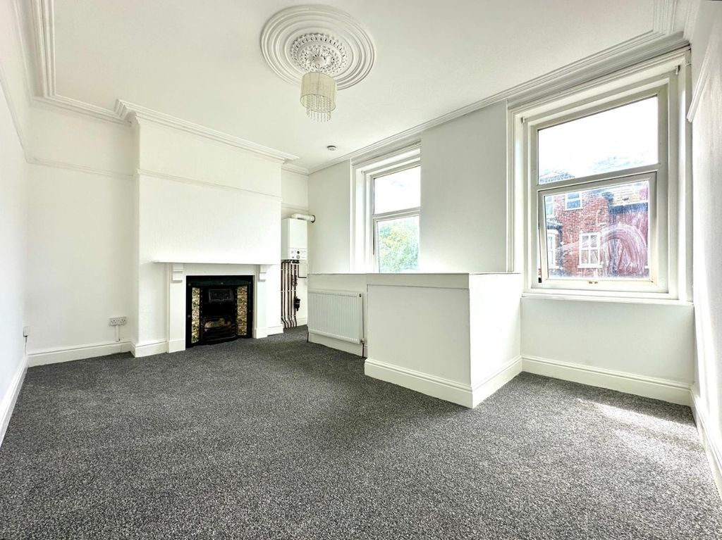Property photo 1 of 4