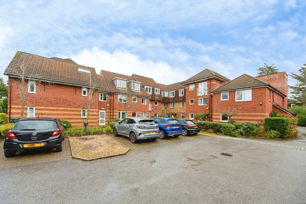 Property photo 1 of 16 Pbox-Img.Jpg