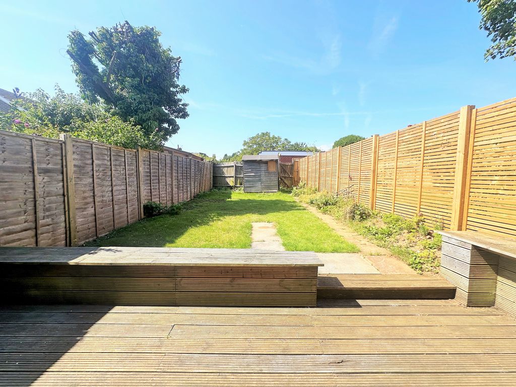 Property photo 1 of 17 Img-9705