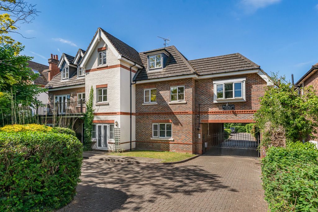 Property photo 1 of 10