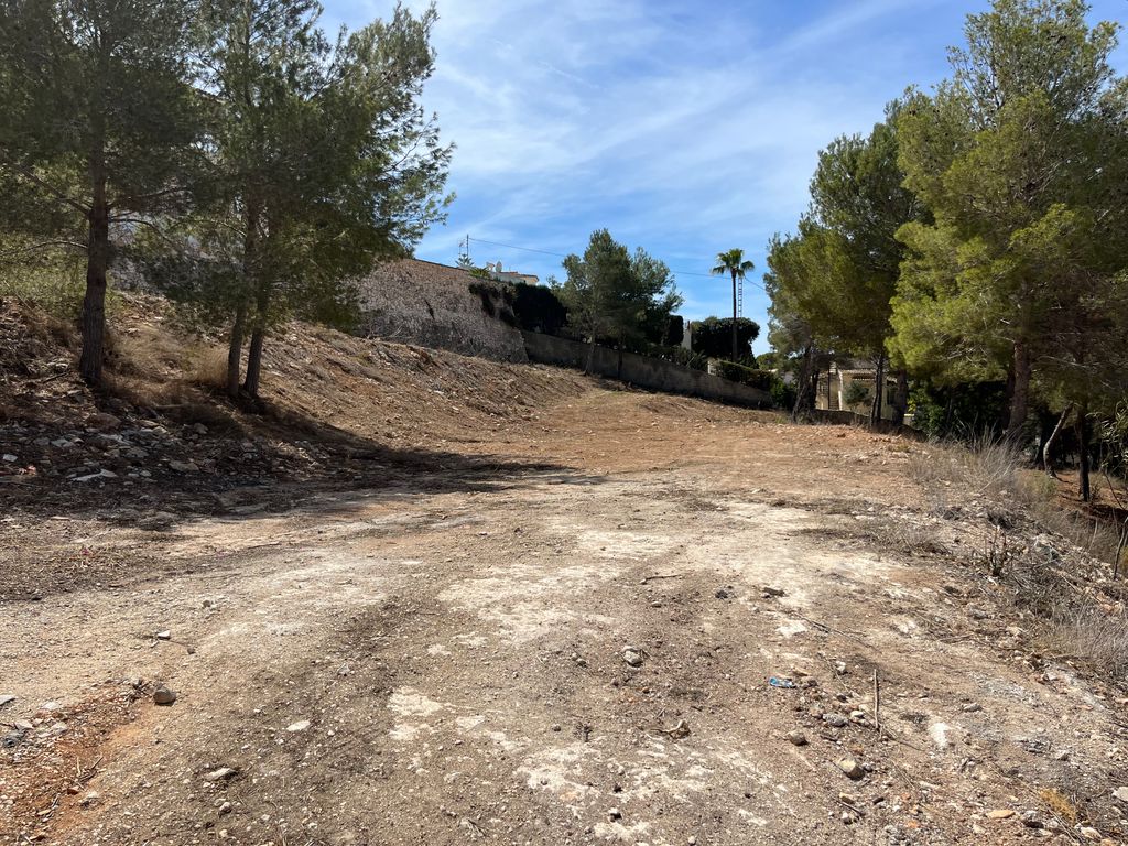 Property photo 3 of 3