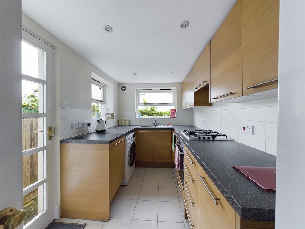 Property photo 3 of 14 Cam00159P1-Pr0121-Still05.Jpg