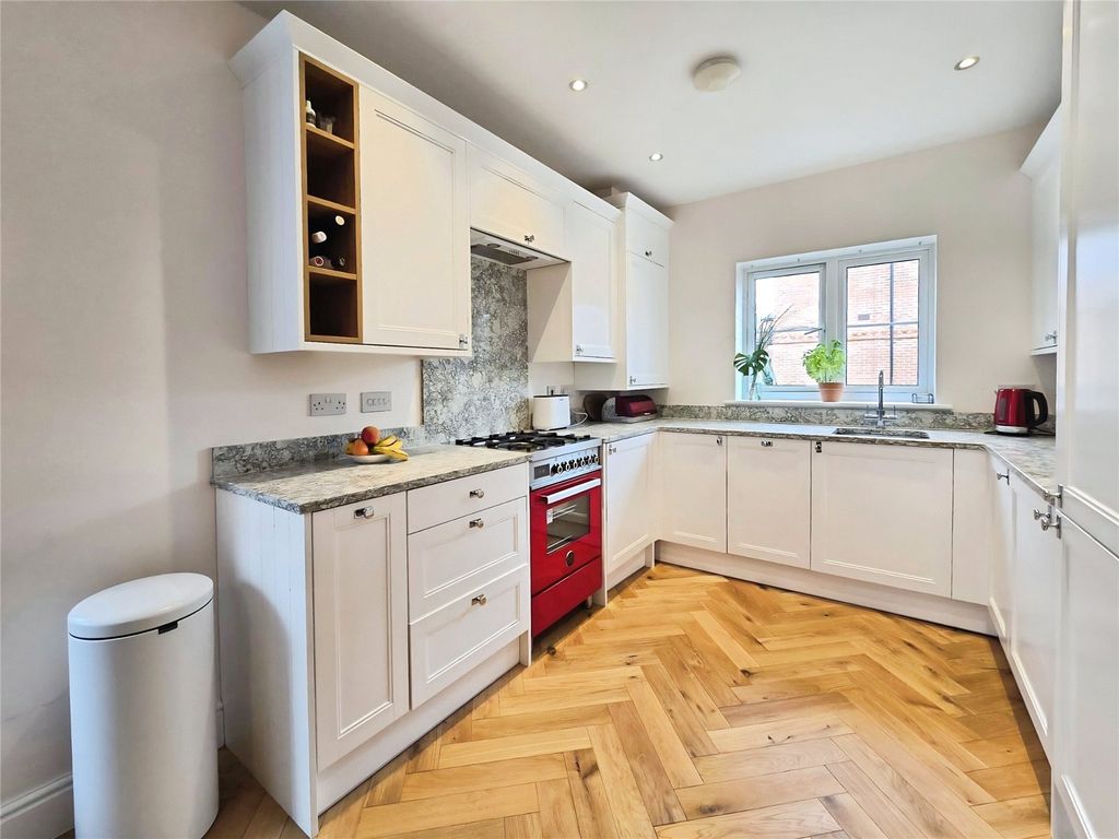 Property photo 2 of 15 Picture No. 03