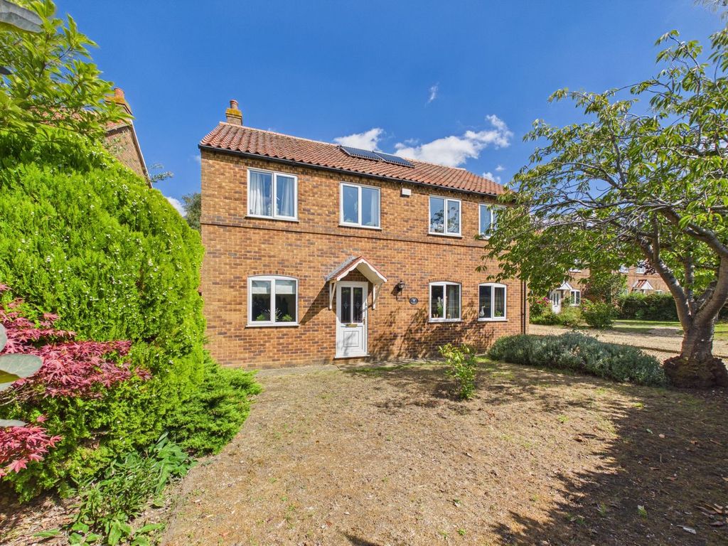 Property photo 1 of 32