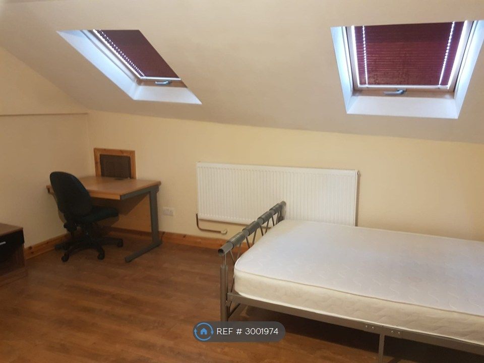 Property photo 3 of 14