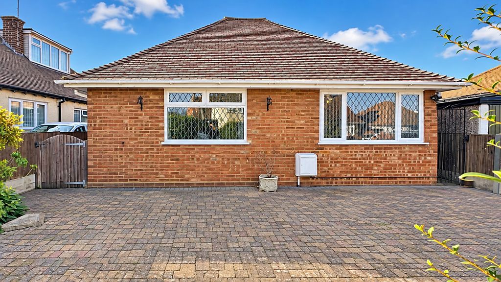 Property photo 2 of 13
