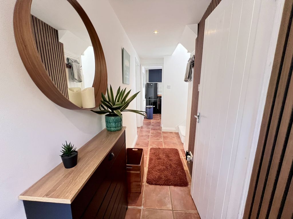 Property photo 2 of 13 Gallery