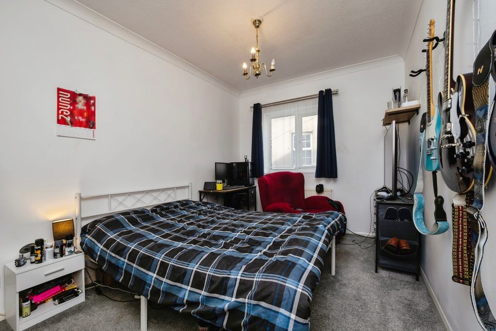 Additional image 5 of 2 bed flat for saleBeach Street, Dawlish, Devon EX7