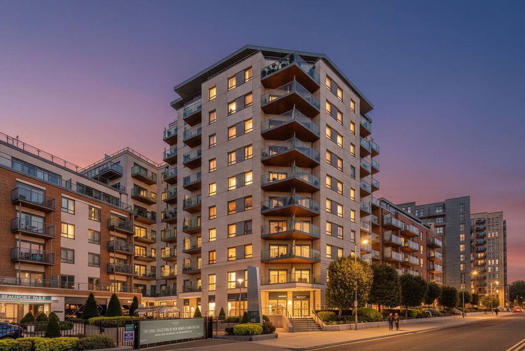 Property photo 3 of 8