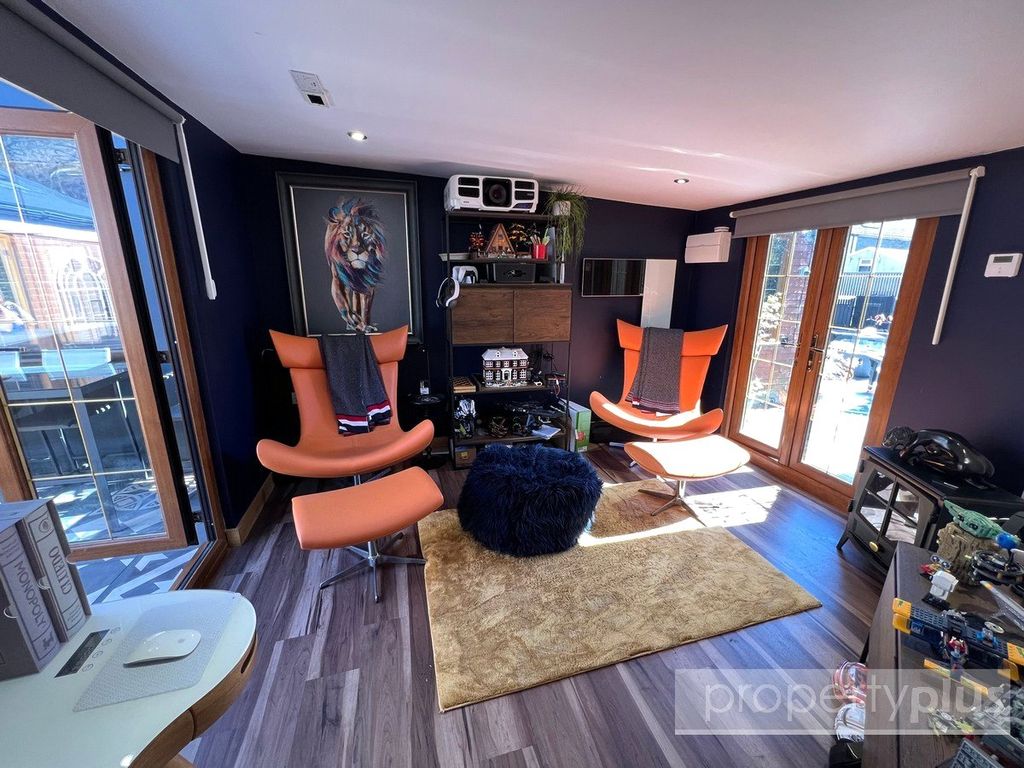 Property photo 3 of 19 Picture No. 03