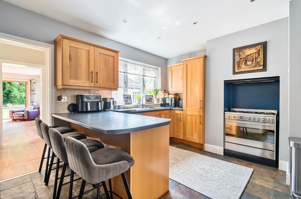Property photo 3 of 31 1135285 (23)