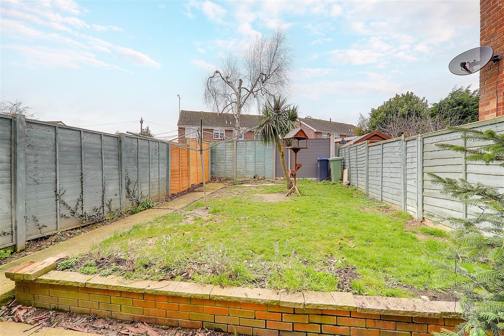 Property photo 2 of 10 Img_6956-Img_6958.Jpg