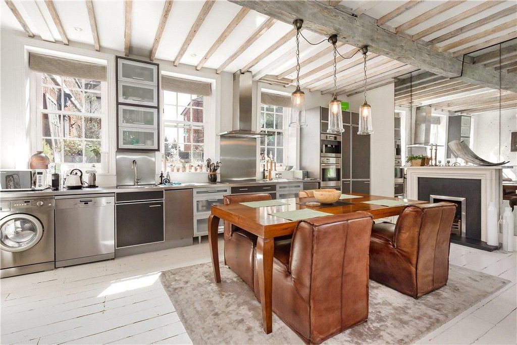 Property photo 1 of 12 Image