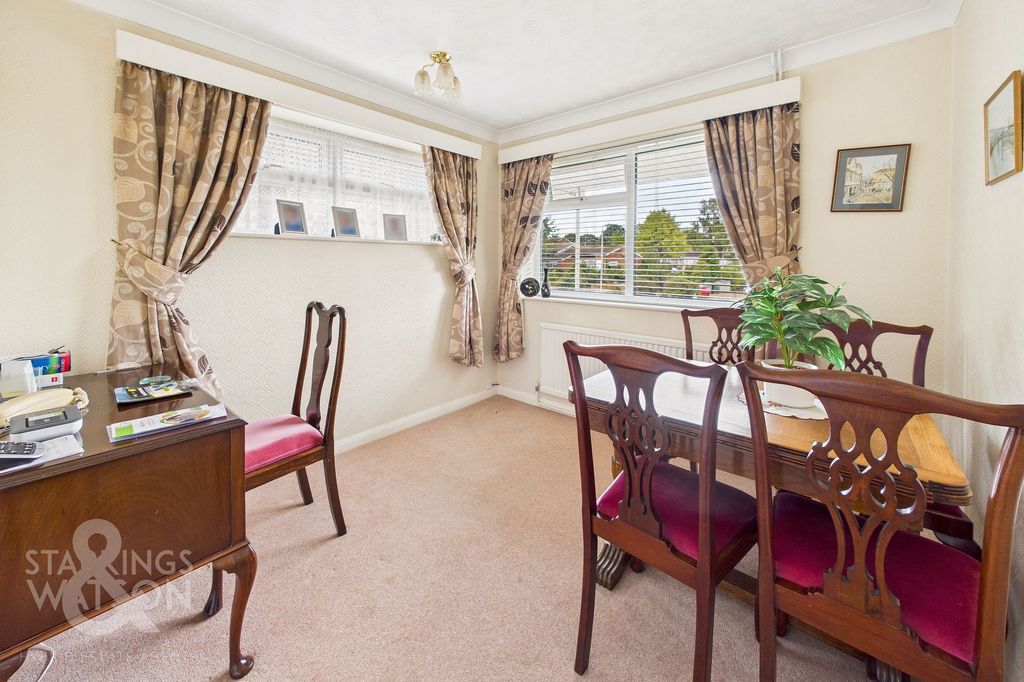 Property photo 3 of 22