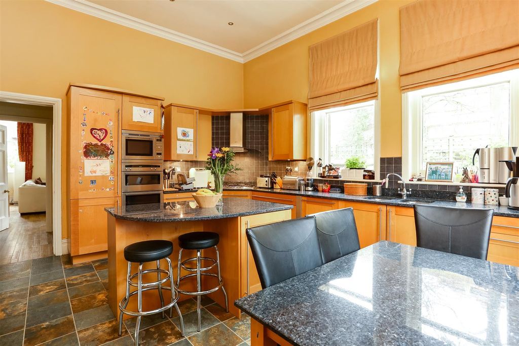 Additional image 6 of 6 bed detached house for saleChristchurch Road, Cheltenham GL50