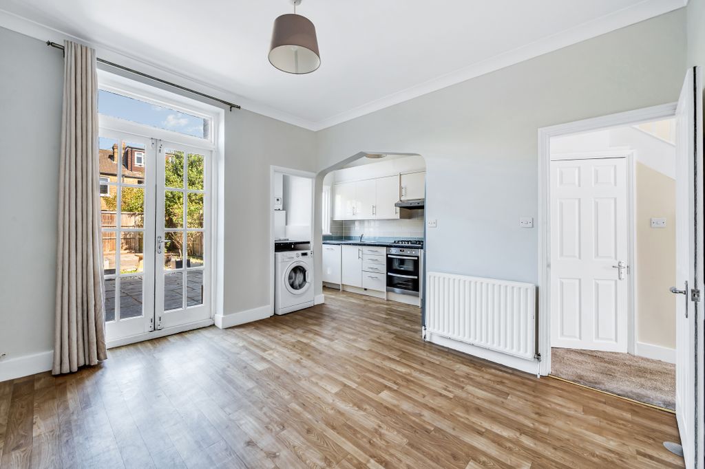 Property photo 1 of 14 Kitchen Dining