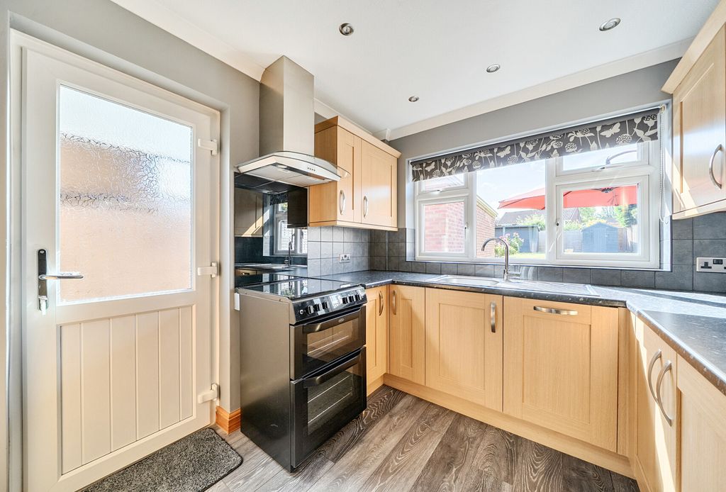 Property photo 2 of 19 1476654-7-6A3113c...