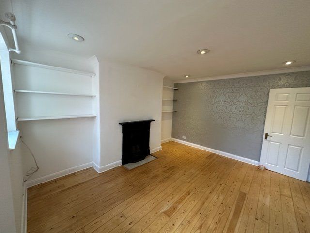 Property photo 3 of 19 Picture No. 30
