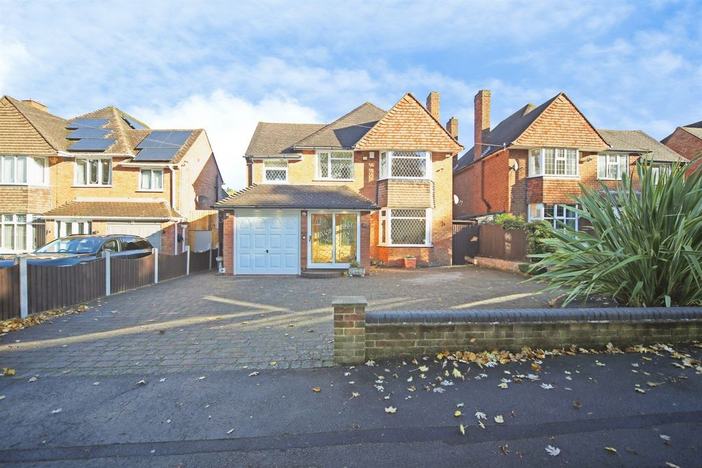 Property photo 1 of 27