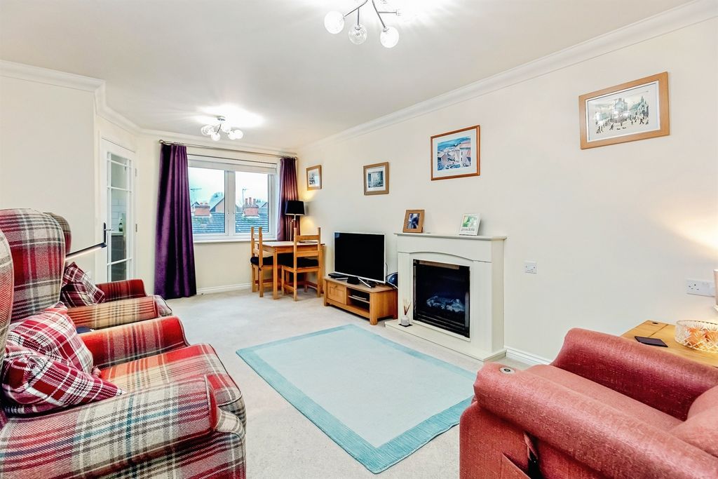 Property photo 2 of 13