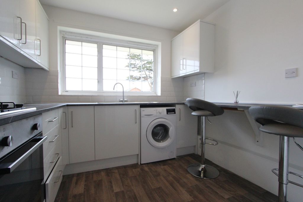 Property photo 3 of 10 Photo 18