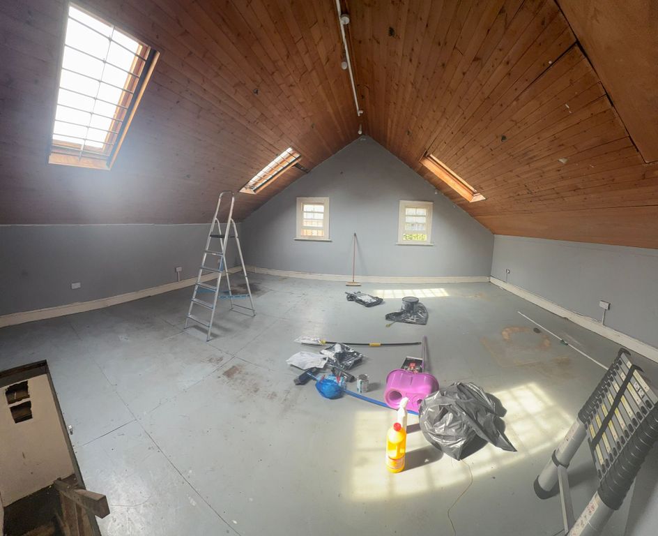 Property photo 2 of 3