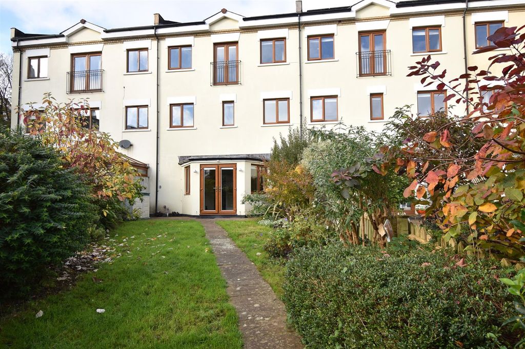 Property photo 1 of 18 Rear Elevation