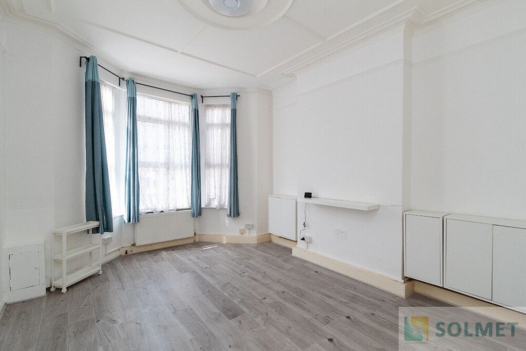Property photo 1 of 13 1