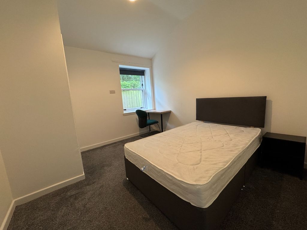 Additional image 11 of 4 bed flat to rentSpital, Old Aberdeen, Aberdeen AB24