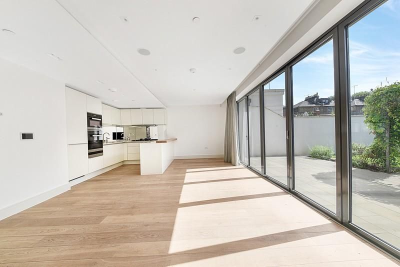 Property photo 1 of 14 Image