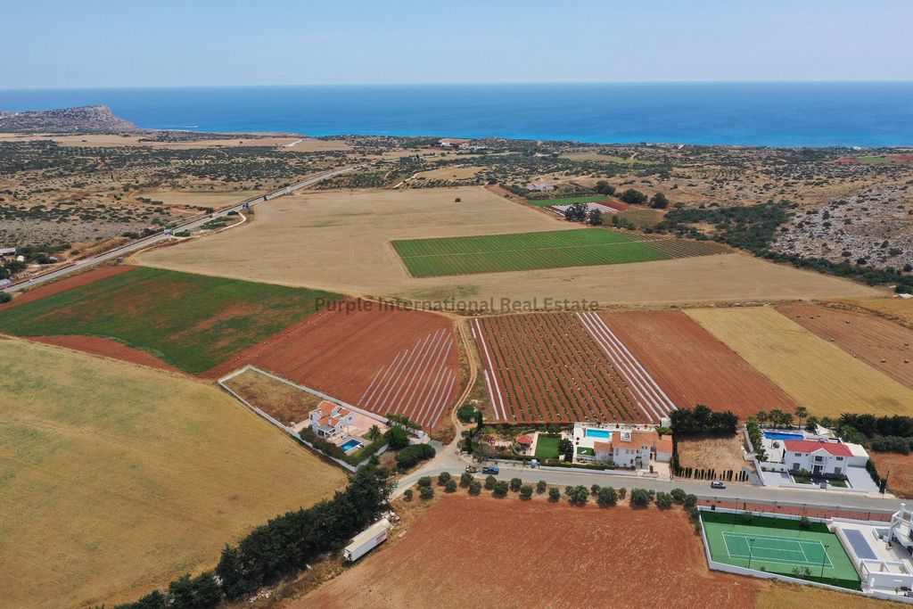 Property photo 2 of 10