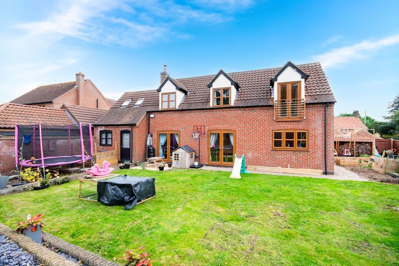 Property photo 1 of 23