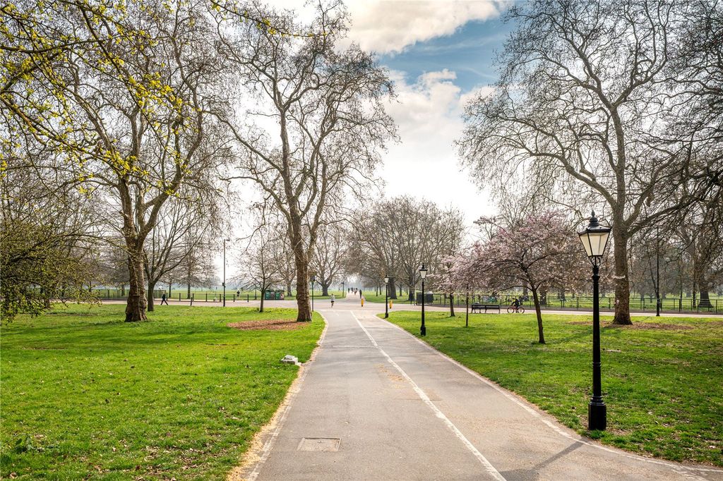 Property photo 3 of 25 Picture No. 28