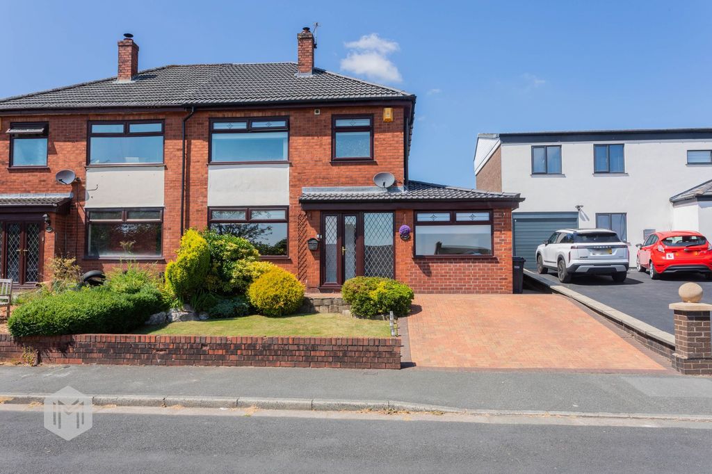 Property photo 1 of 34