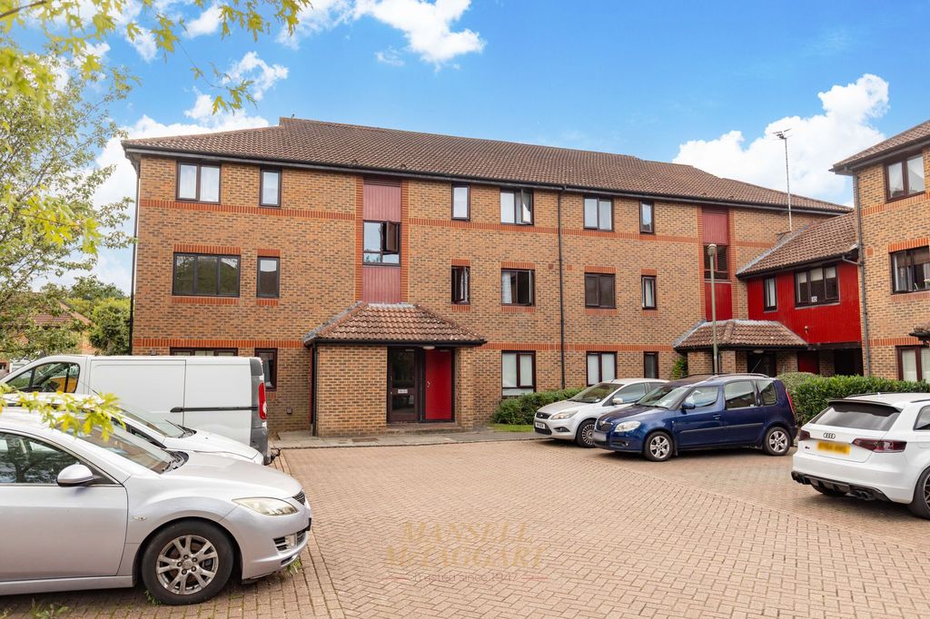 Property photo 2 of 12