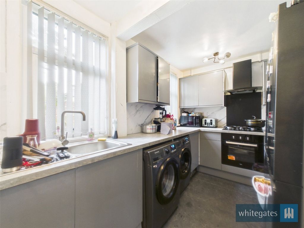 Property photo 3 of 12 Picture No. 01