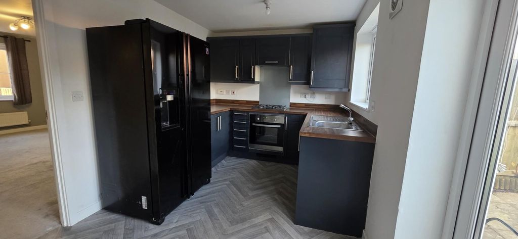 Property photo 2 of 11 Img-20251117-Wa0003.Jpg