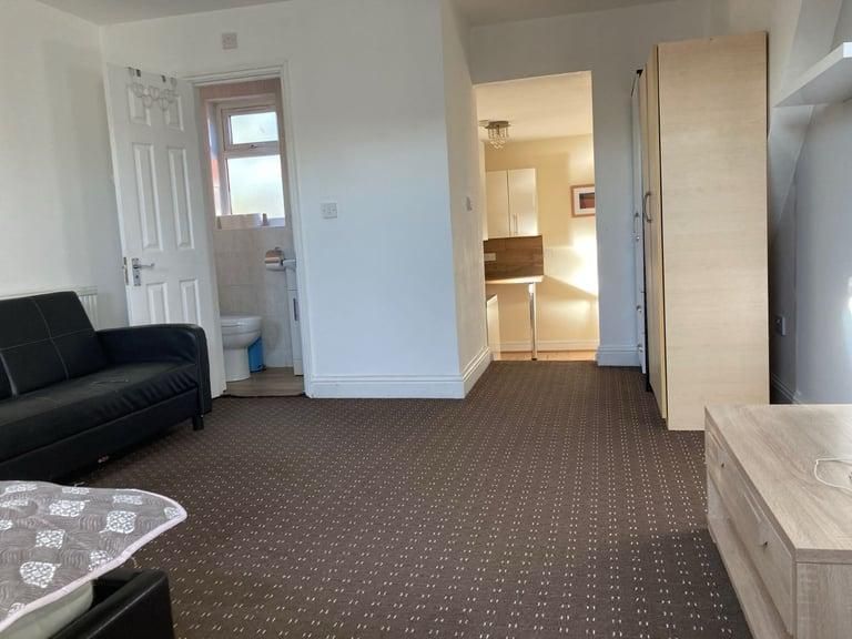 Property photo 1 of 8 Photo 1