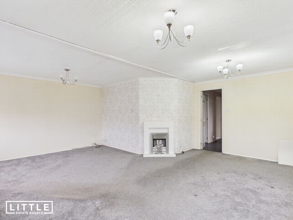 Property photo 2 of 16 Photo 9